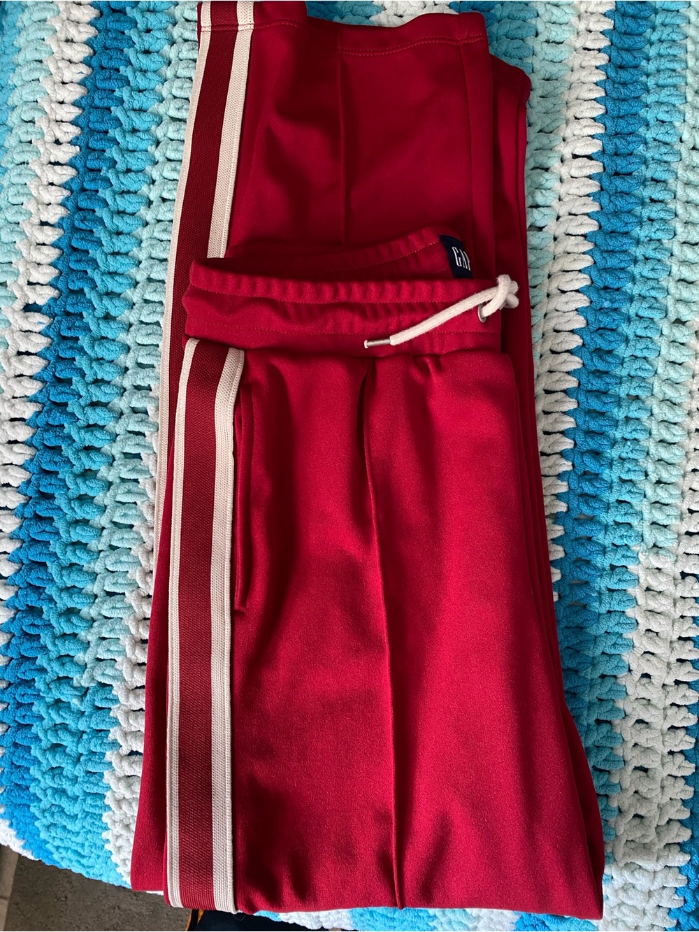 GAP Red Wide Leg Track Pants Cream Side Stripe Size M Sporty Retro - Picture 8 of 8